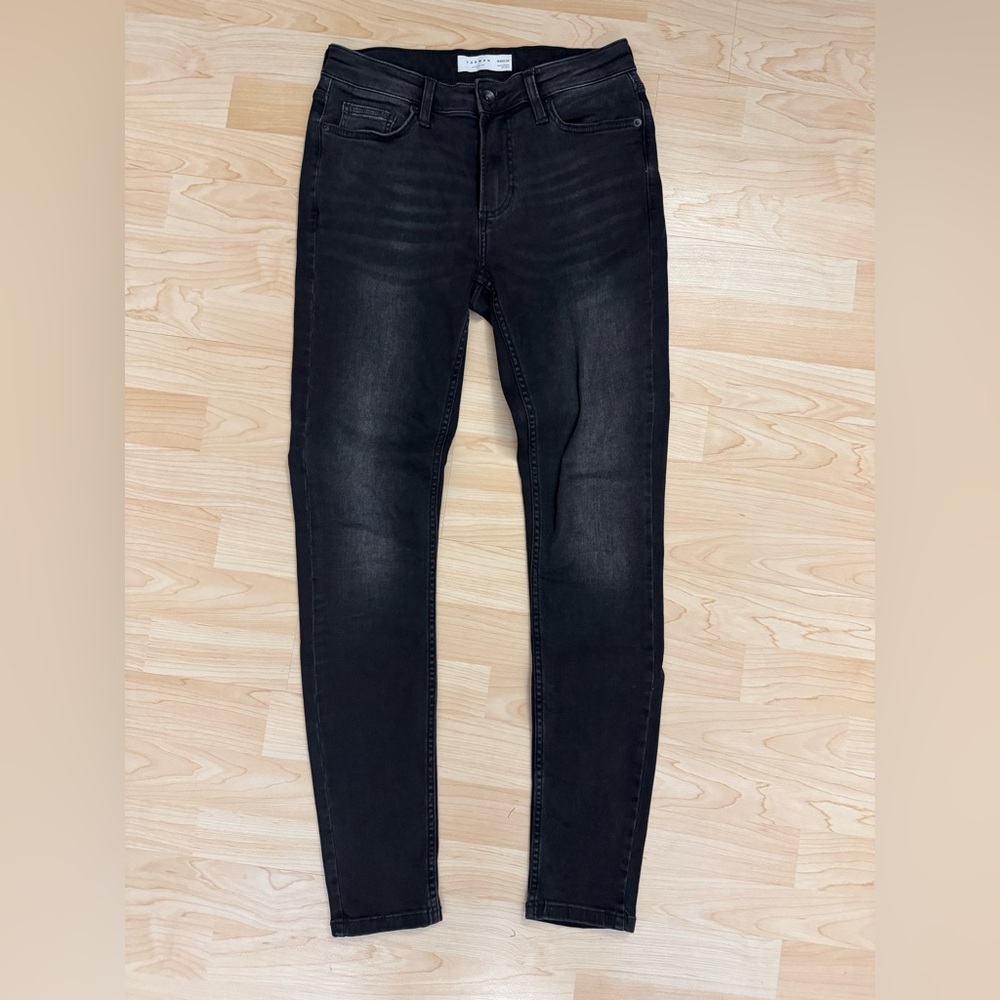 Black Skinny Jeans